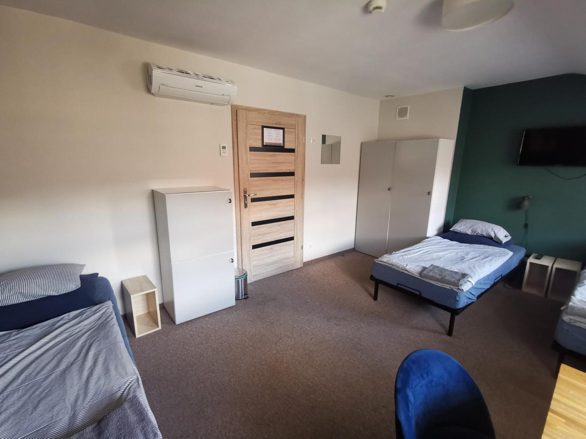 Bemma Apart Hostel Вроцлав Екстериор снимка