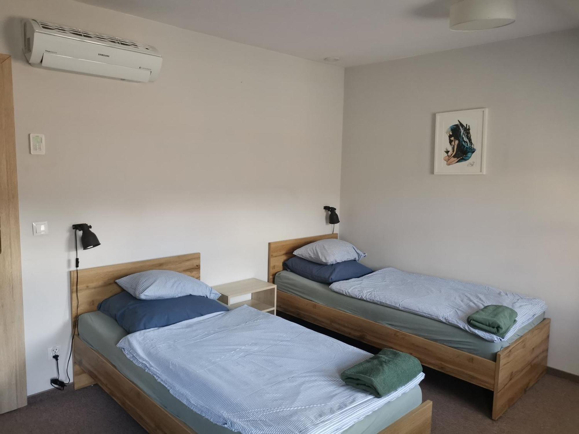 Bemma Apart Hostel Вроцлав Екстериор снимка